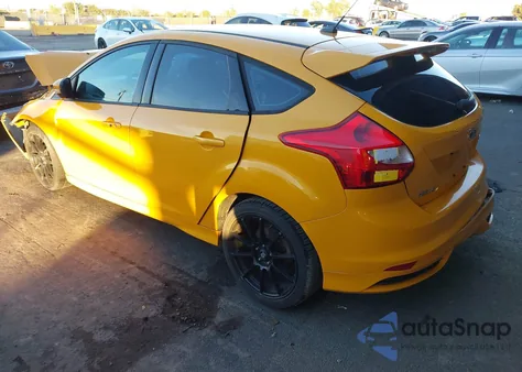 2013 Ford Focus St z USA, uszkodzony, nr VIN 1FADP3L98DL164325